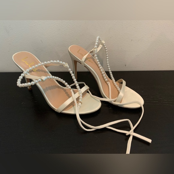 Bridal Pearl Ankle Wrap Heel - Picture 8 of 10